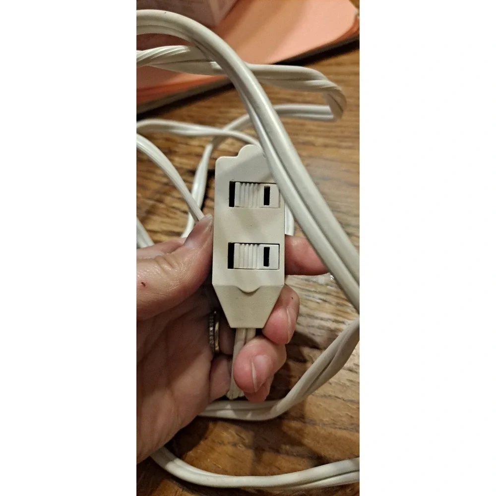 2 Small Indoor Extension Cords With 3 Sockets